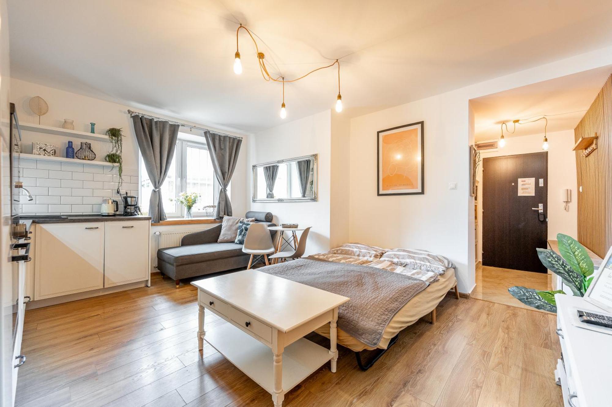 Blizko Stanice Center Apartment