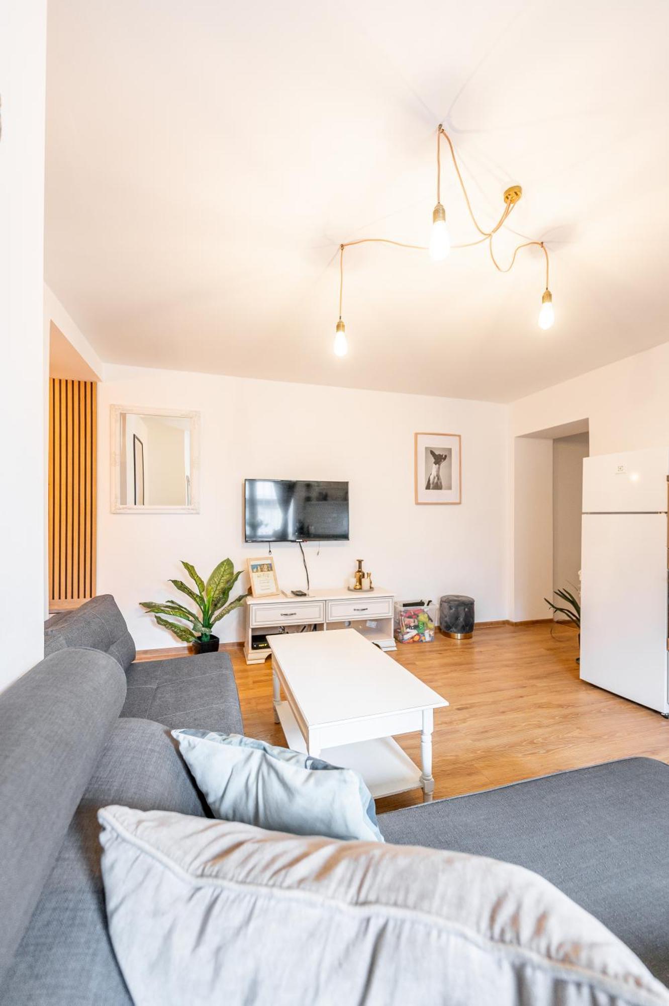 Apartment Blizko Stanice Center
