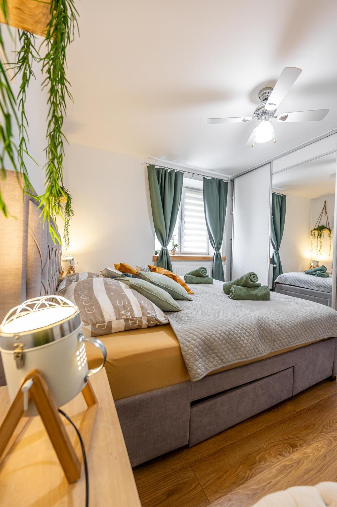 Apartment Blizko Stanice Center *